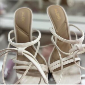 ALDO Women's Elegant Cream Heels